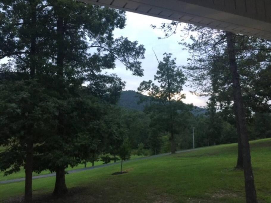 Mena Primrose Cottage - Private Lake, Hot Tub, Atv Trails מראה חיצוני תמונה