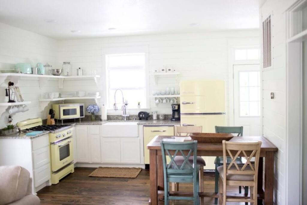 Mena Primrose Cottage - Private Lake, Hot Tub, Atv Trails מראה חיצוני תמונה